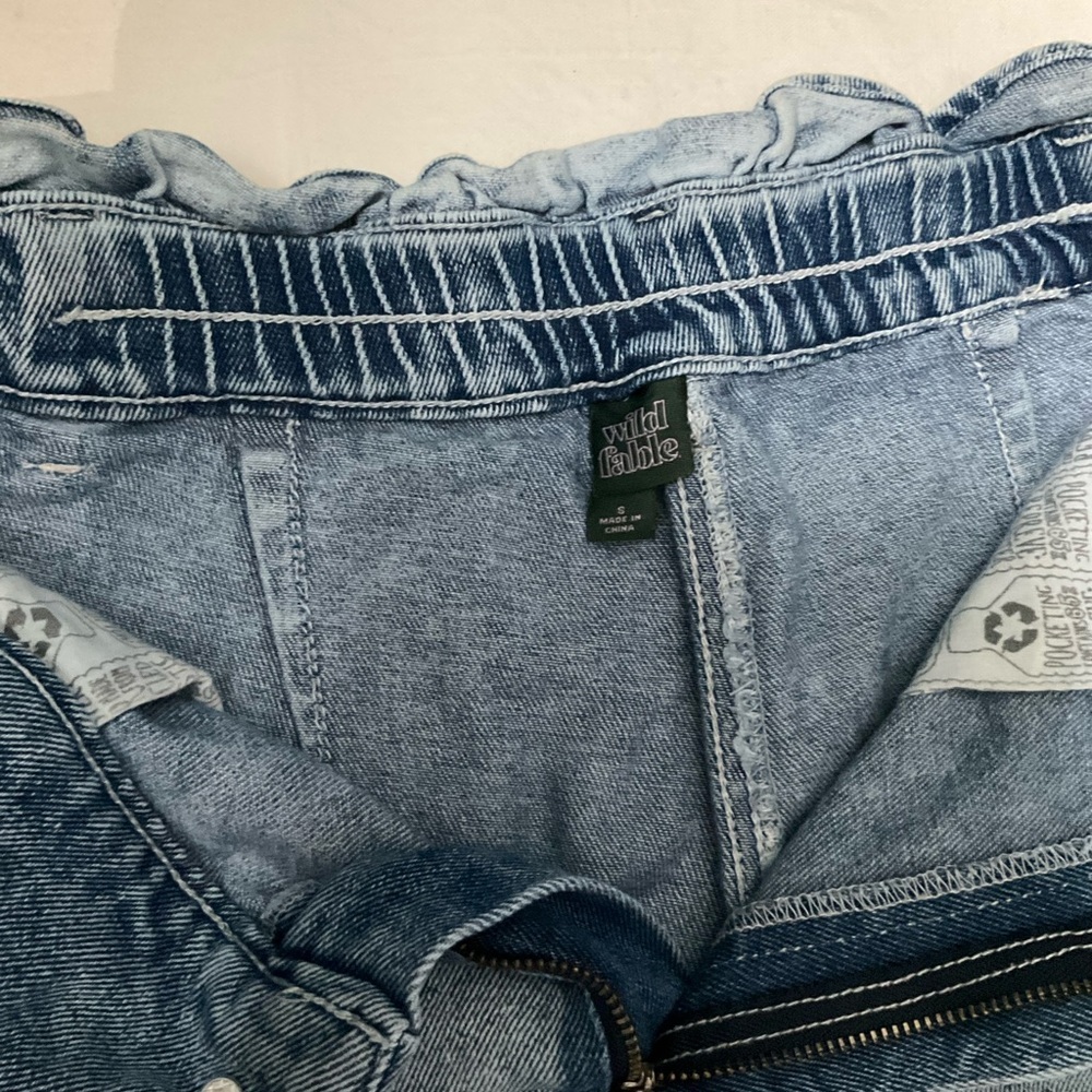 Wild Fable Light Blue Jean Shorts - Picture 3 of 8